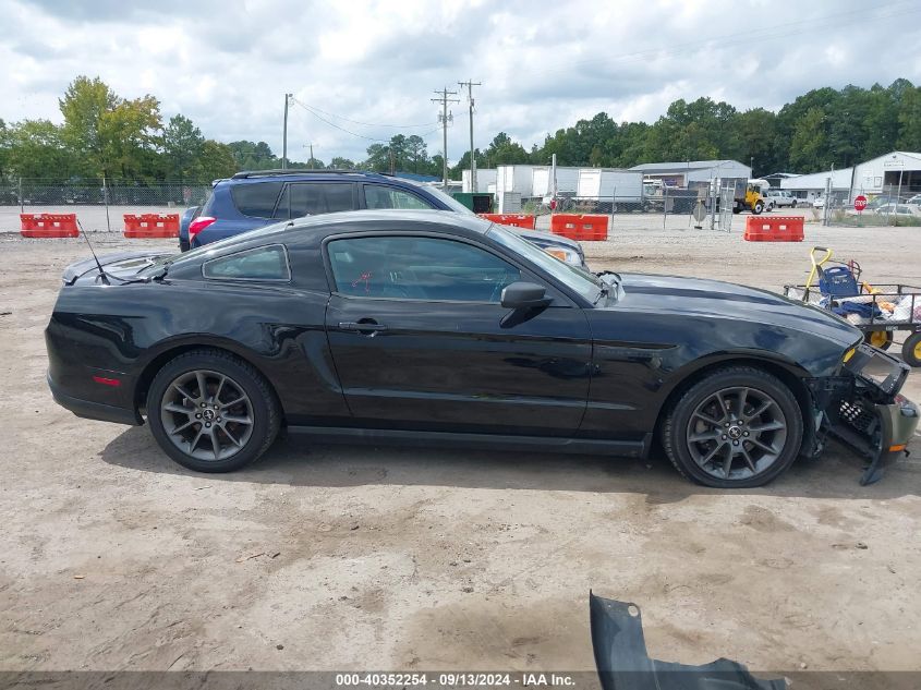 2012 Ford Mustang V6 Premium VIN: 1ZVBP8AMXC5200599 Lot: 40352254