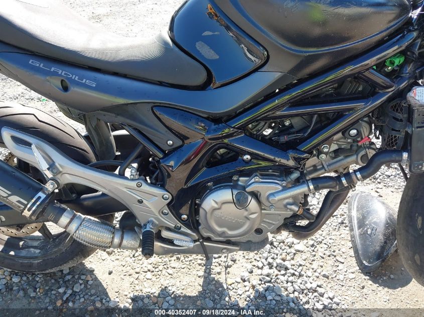 JS1VP55A8D2100626 2013 Suzuki Sv650