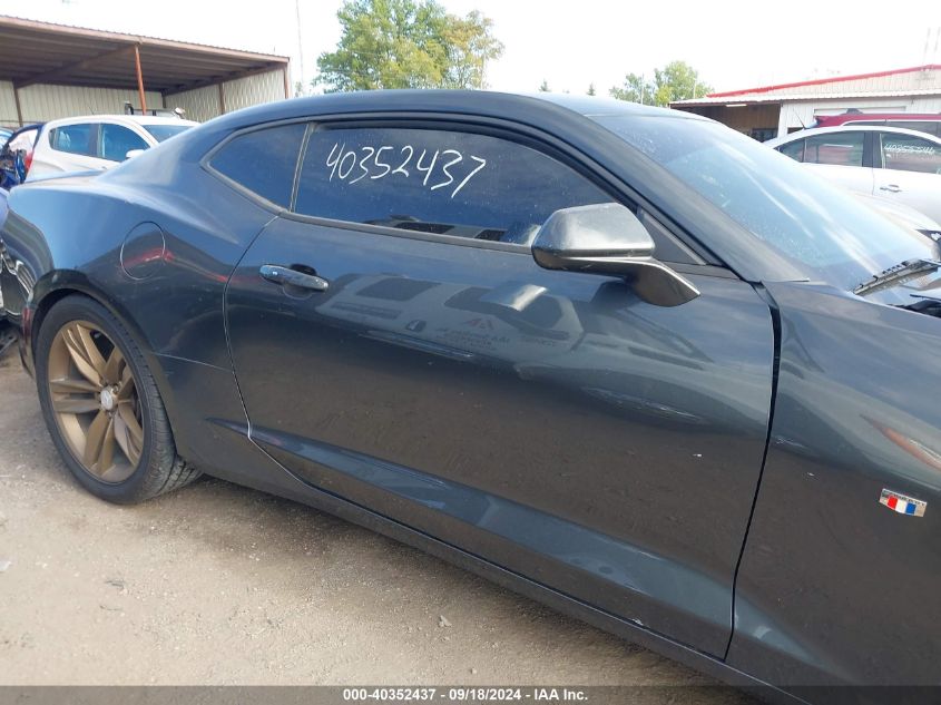 2018 Chevrolet Camaro 1Lt VIN: 1G1FB1RS7J0105546 Lot: 40352437