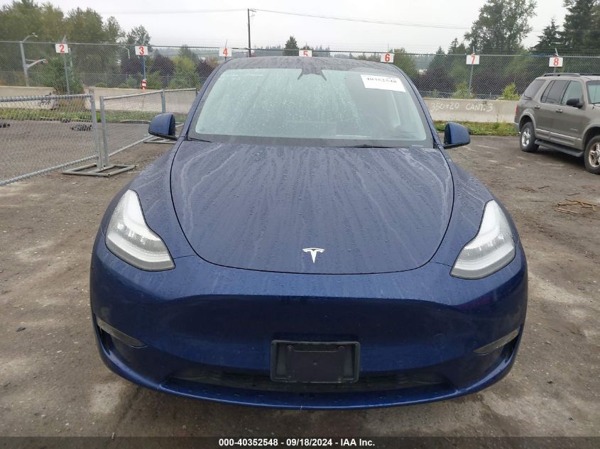 2022 Tesla Model Y Long Range Dual Motor All-Wheel Drive VIN: 7SAYGDEE5NF574115 Lot: 40352548