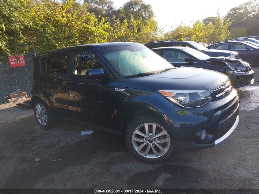 KNDJP3A5XJ7606927 KIA SOUL + 2018