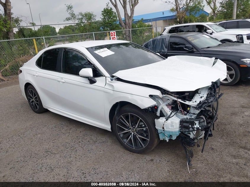 2024 TOYOTA CAMRY  (VIN: 4T1G11AK0RU883844)