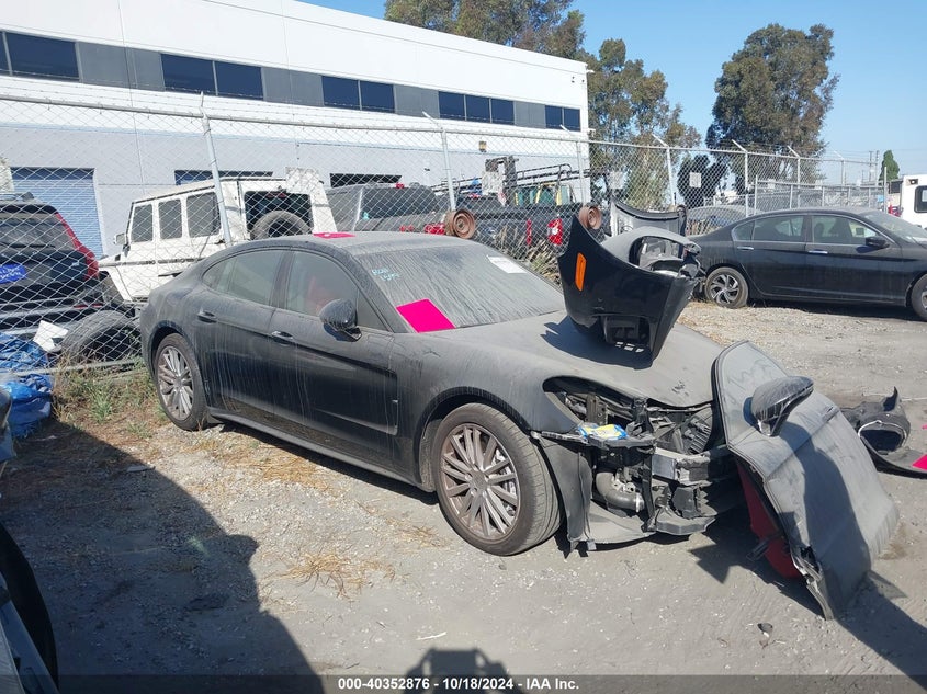 2019 PORSCHE PANAMERA 4 - WP0AA2A76KL100789