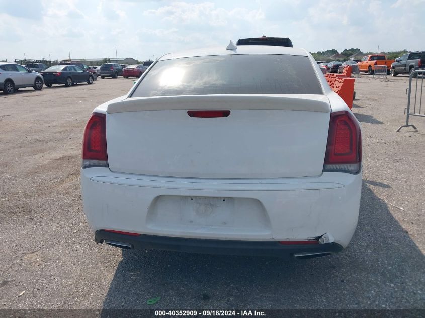 2C3CCABT8HH560152 2017 Chrysler 300 300S