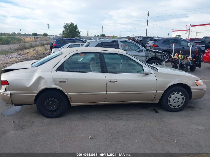 JT2BG22K8W0105224 1998 Toyota Camry Le