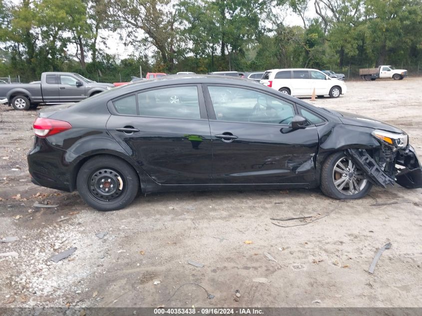 2017 Kia Forte Lx VIN: 3KPFK4A71HE017481 Lot: 40353438