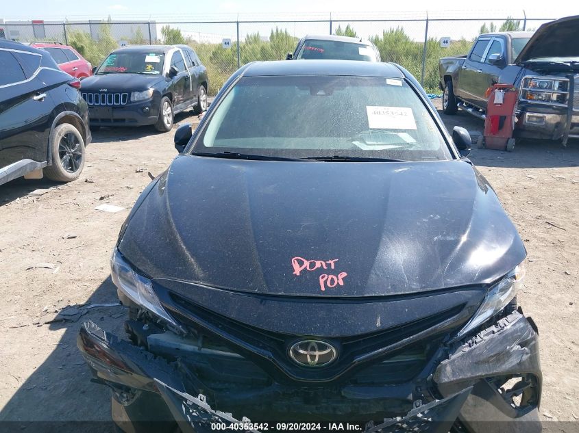 4T1B11HK3JU158209 2018 Toyota Camry Se