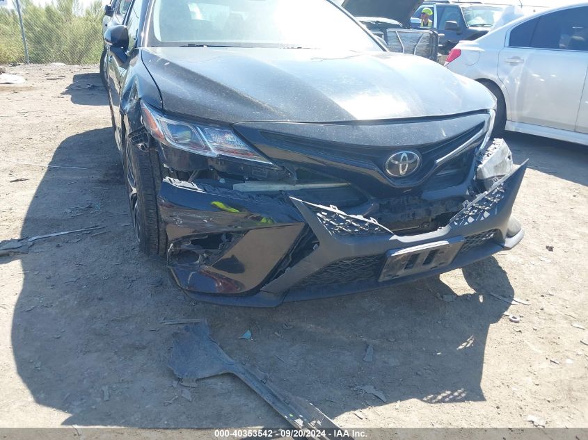 4T1B11HK3JU158209 2018 Toyota Camry Se