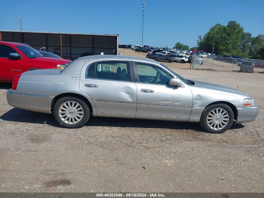 1LNHM82W63Y655188 2003 Lincoln Town Car Signature