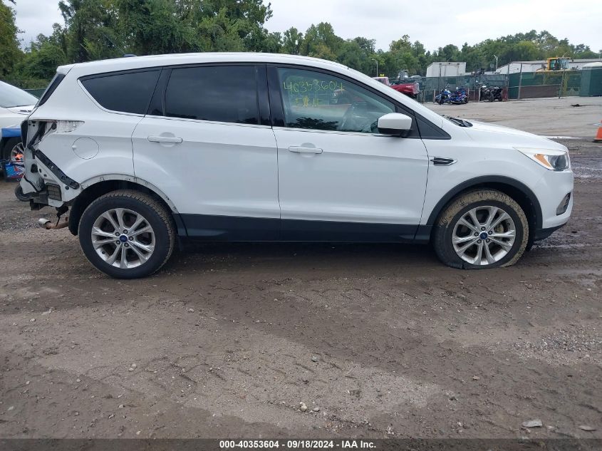 2017 FORD ESCAPE SE - 1FMCU0GD8HUC81670