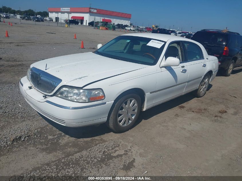 2007 Lincoln Town Car Signature Limited VIN: 1LNHM82V77Y632239 Lot: 40353895