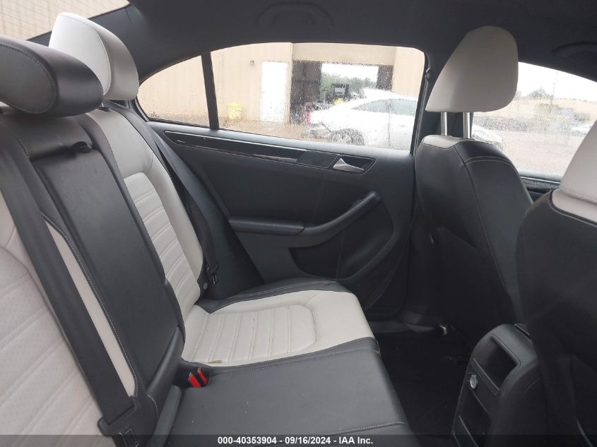 3VWD17AJ1FM225271 2015 Volkswagen Jetta Se