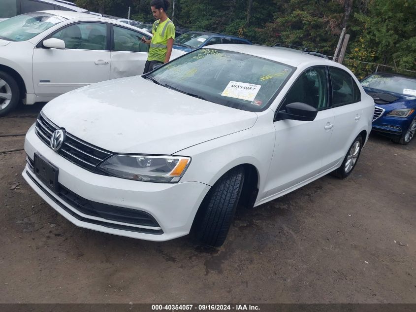 3VWD17AJ3FM338350 2015 VOLKSWAGEN JETTA - Image 2