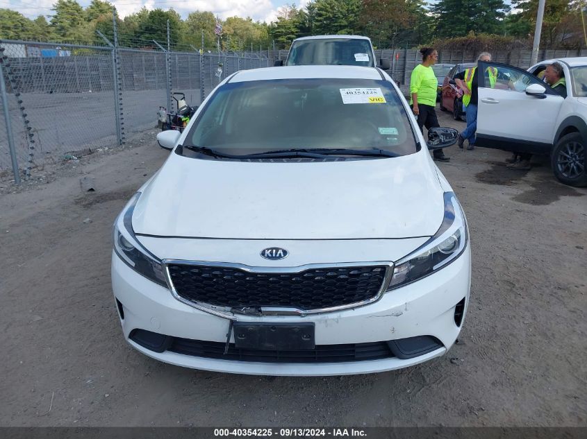 2018 Kia Forte Lx VIN: 3KPFL4A72JE230331 Lot: 40354225