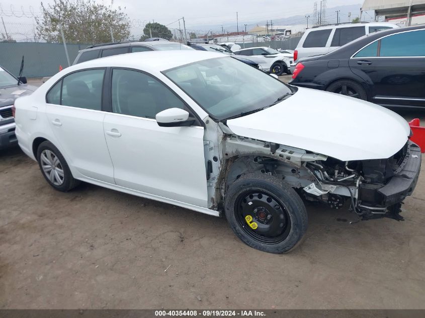 2017 Volkswagen Jetta 1.4T S VIN: 3VW2B7AJ3HM379813 Lot: 40354408