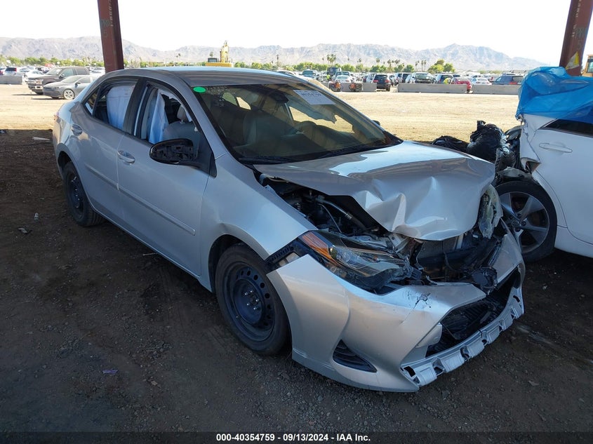 VIN 2T1BURHE6JC011805 2018 TOYOTA COROLLA LE