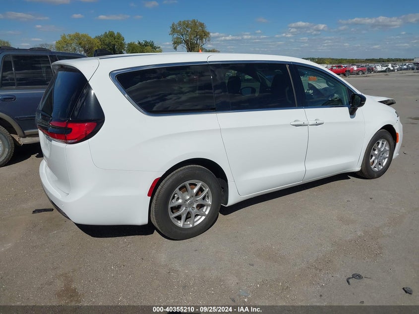 Auction sale of the 2024 Chrysler Pacifica , vin: 2C4RC1BG0RR114520, lot number: 40355210