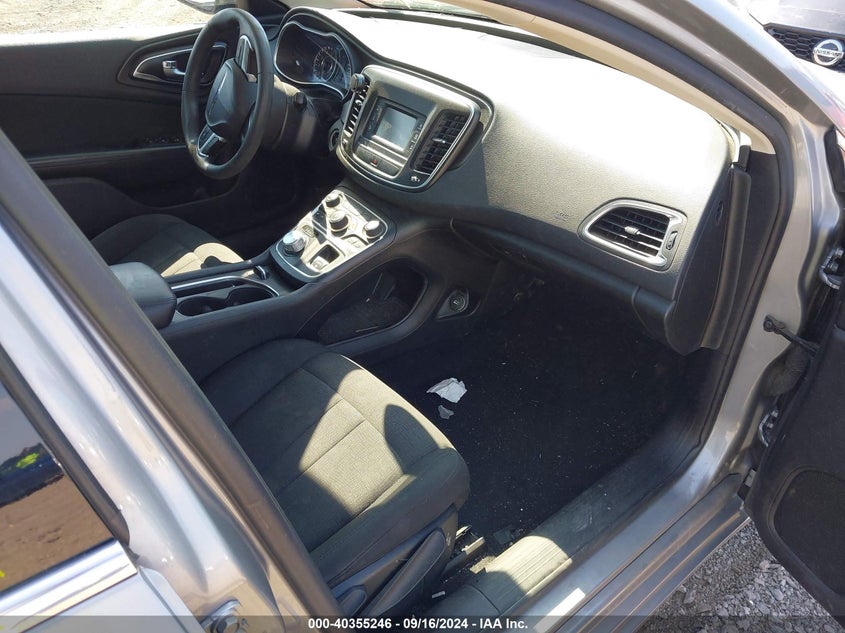 2016 CHRYSLER 200 LIMITED - 1C3CCCAB3GN170375