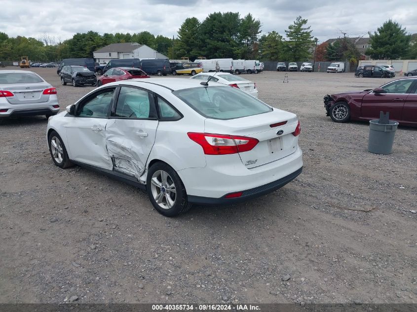 VIN 1FADP3F25EL366832 2014 Ford Focus, SE no.3