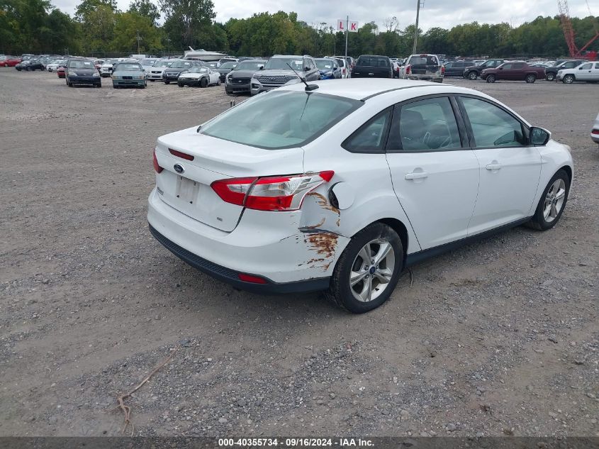 VIN 1FADP3F25EL366832 2014 Ford Focus, SE no.4