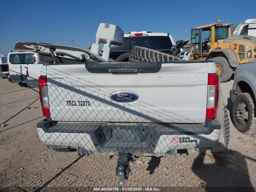 2017 Ford F-350 Lariat VIN: 1FT8W3DT8HEE45737 Lot: 40355759