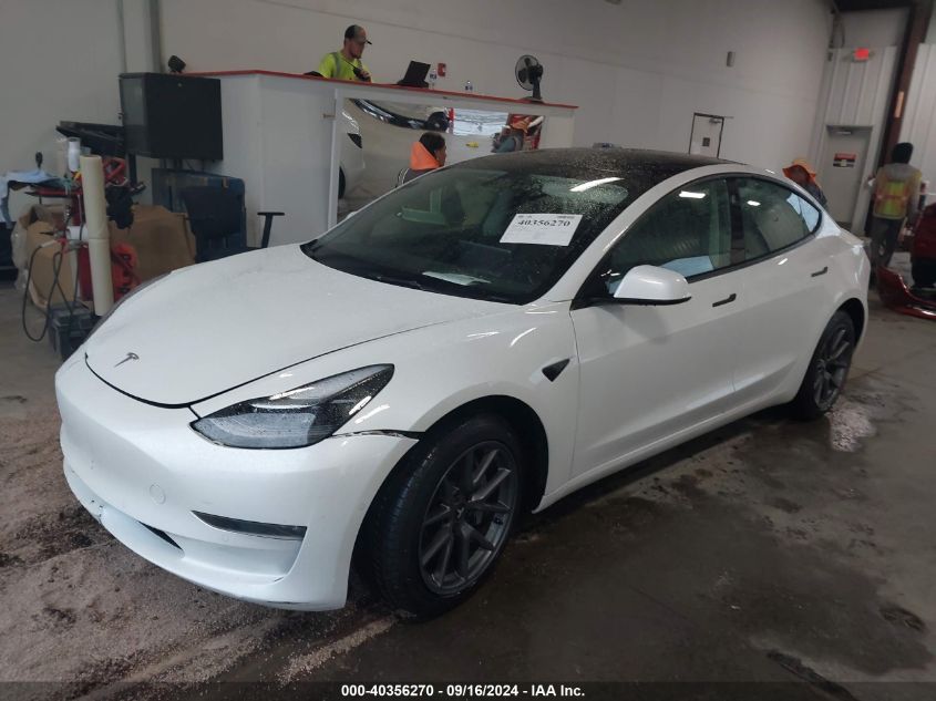 5YJ3E1EB6NF231282 2022 TESLA MODEL 3 - Image 2