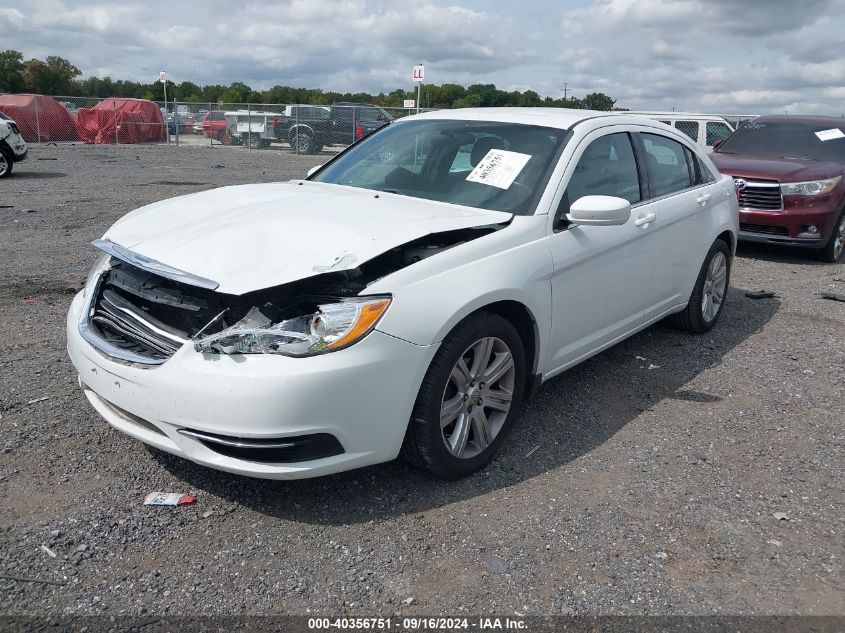 2013 Chrysler 200 Touring VIN: 1C3CCBBB3DN735261 Lot: 40356751