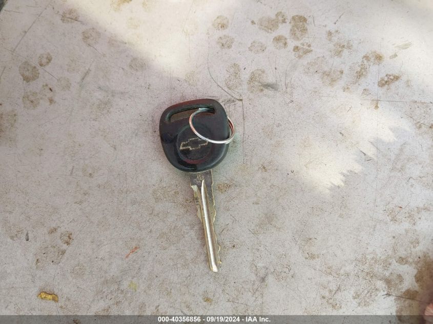 1GCPKSE72CF143379 2012 Chevrolet Silverado 1500 Lt