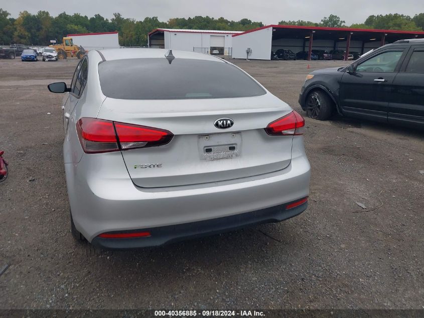 2017 Kia Forte Lx VIN: 3KPFK4A74HE102735 Lot: 40356885