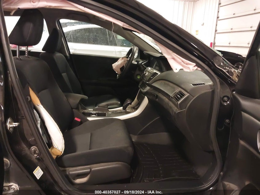 2015 HONDA ACCORD VIN: 1HGCR2F31FA249024