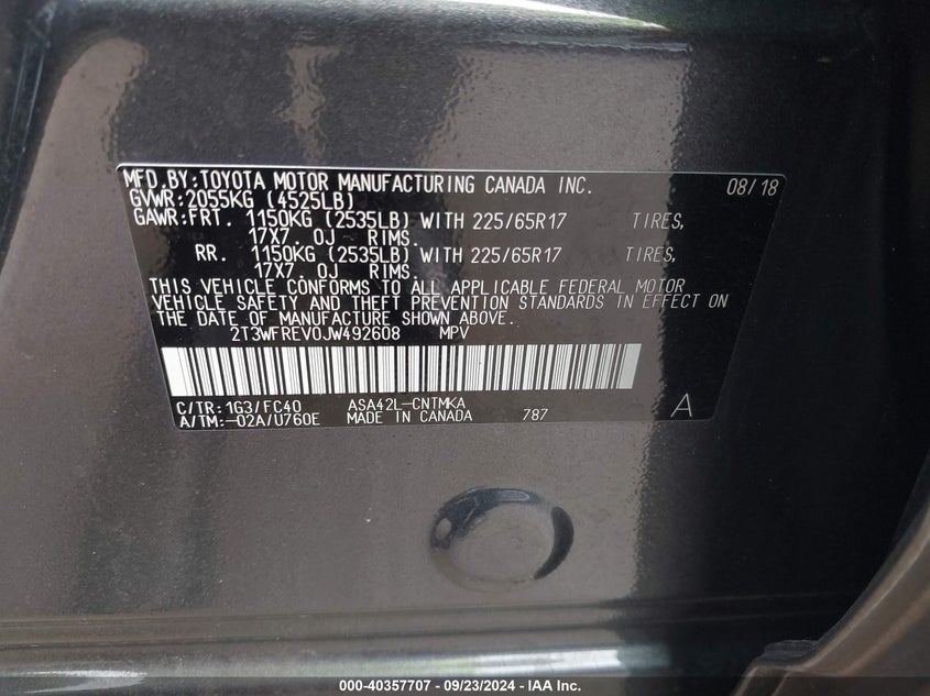 VIN 2T3WFREV0JW492608 2018 TOYOTA RAV4 XLE