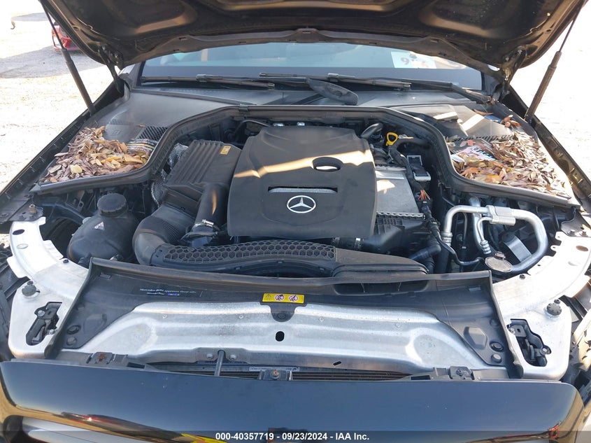 VIN 55SWF4KB8JU243264 2018 MERCEDES-BENZ C 300 4MATIC