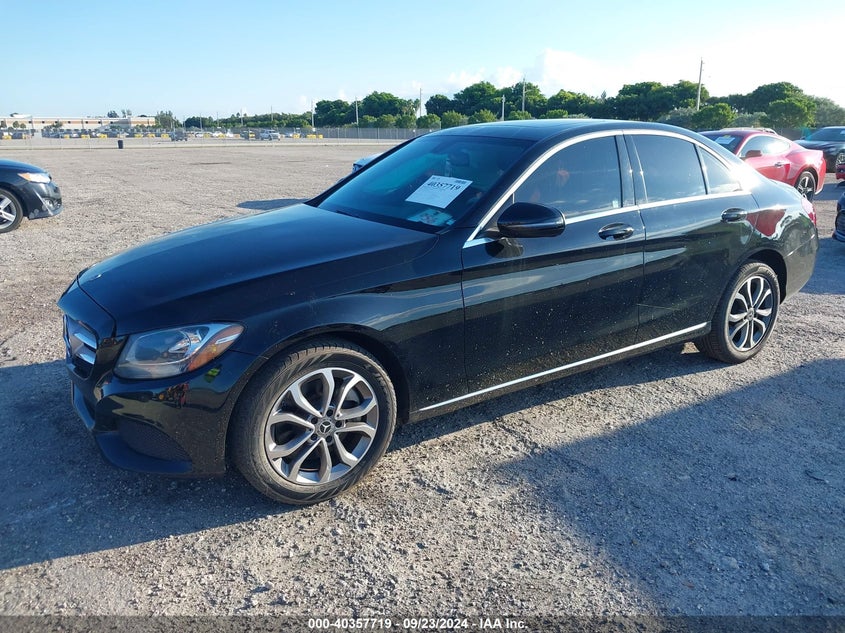 VIN 55SWF4KB8JU243264 2018 MERCEDES-BENZ C 300 4MATIC