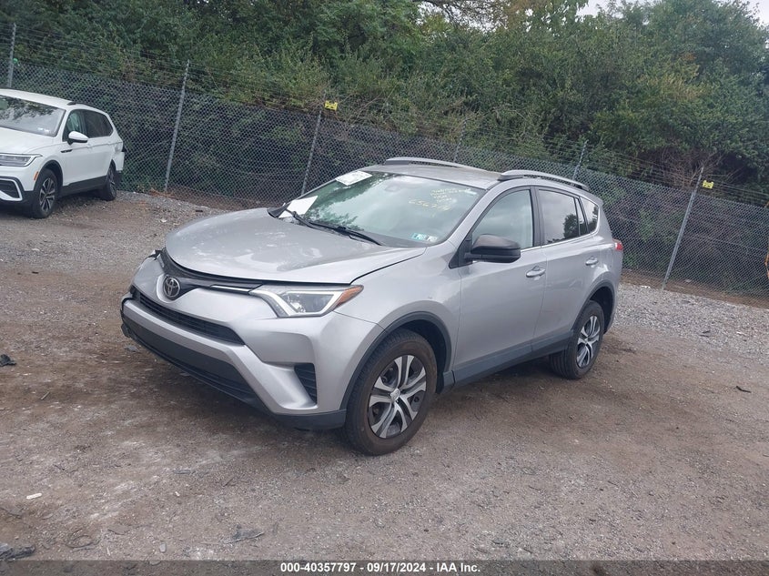 VIN 2T3BFREV8HW656714 2017 TOYOTA RAV4 LE