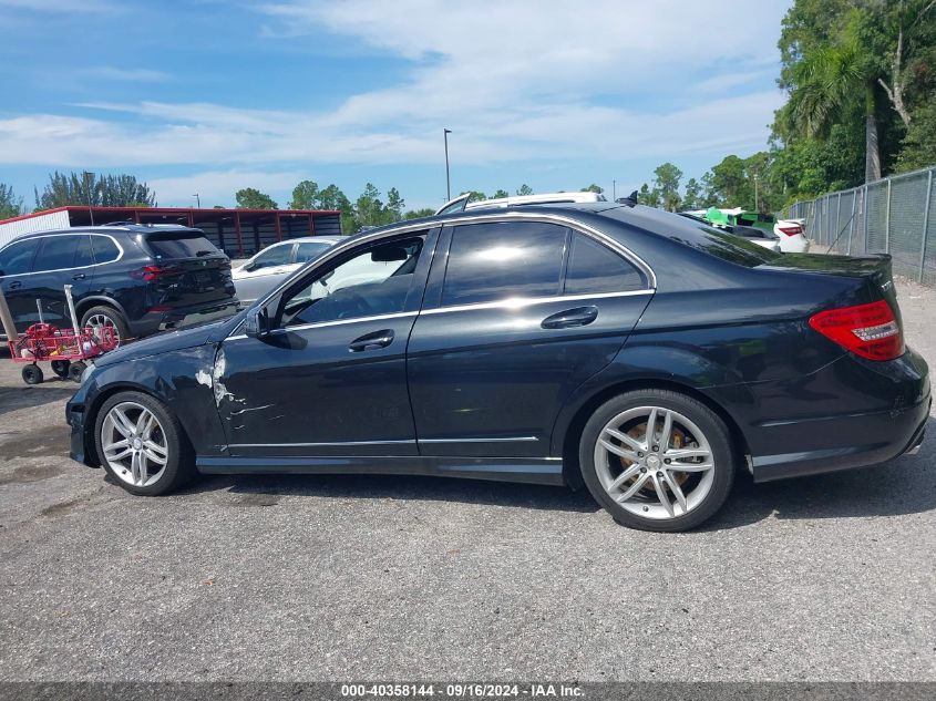 2012 Mercedes-Benz C 300 Luxury 4Matic/Sport 4Matic VIN: WDDGF8BB6CR192704 Lot: 40358144