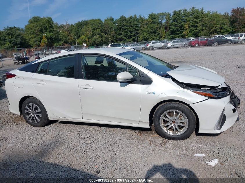 2022 Toyota Prius Prime Le VIN: JTDKAMFP1N3200411 Lot: 40358232