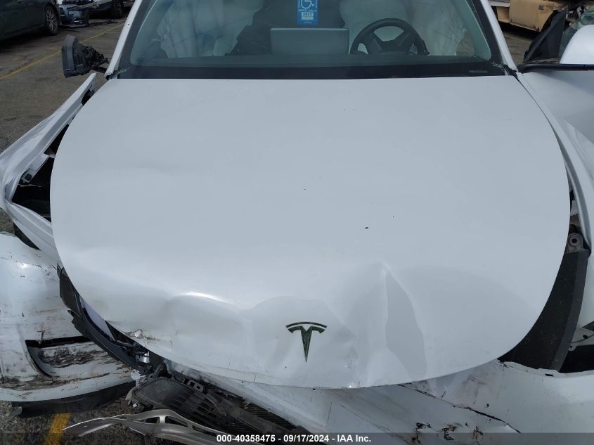 2022 Tesla Model Y Long Range Dual Motor All-Wheel Drive VIN: 7SAYGDEE0NF329786 Lot: 40358475