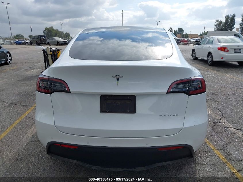 2022 Tesla Model Y Long Range Dual Motor All-Wheel Drive VIN: 7SAYGDEE0NF329786 Lot: 40358475