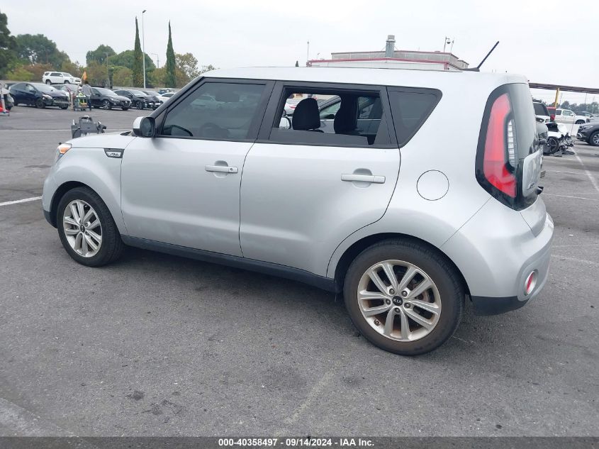 KNDJP3A5XJ7562301 2018 Kia Soul +