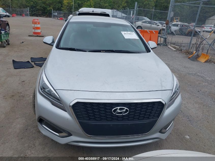 2016 Hyundai Sonata Hybrid Se VIN: KMHE24L15GA030199 Lot: 40358917