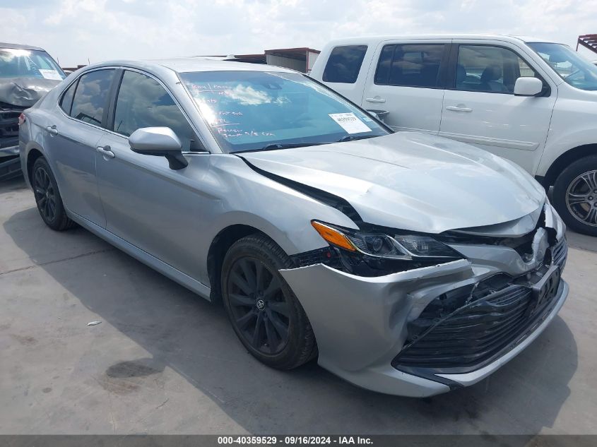 4T1B11HK6JU575050 2018 TOYOTA CAMRY - Image 1