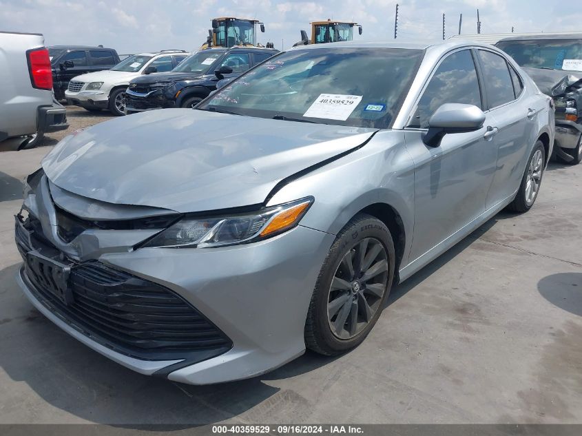 4T1B11HK6JU575050 2018 TOYOTA CAMRY - Image 2