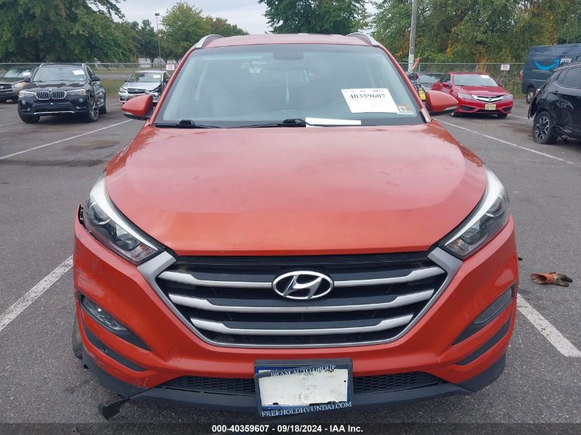 KM8J3CA45HU427852 2017 Hyundai Tucson Se Plus