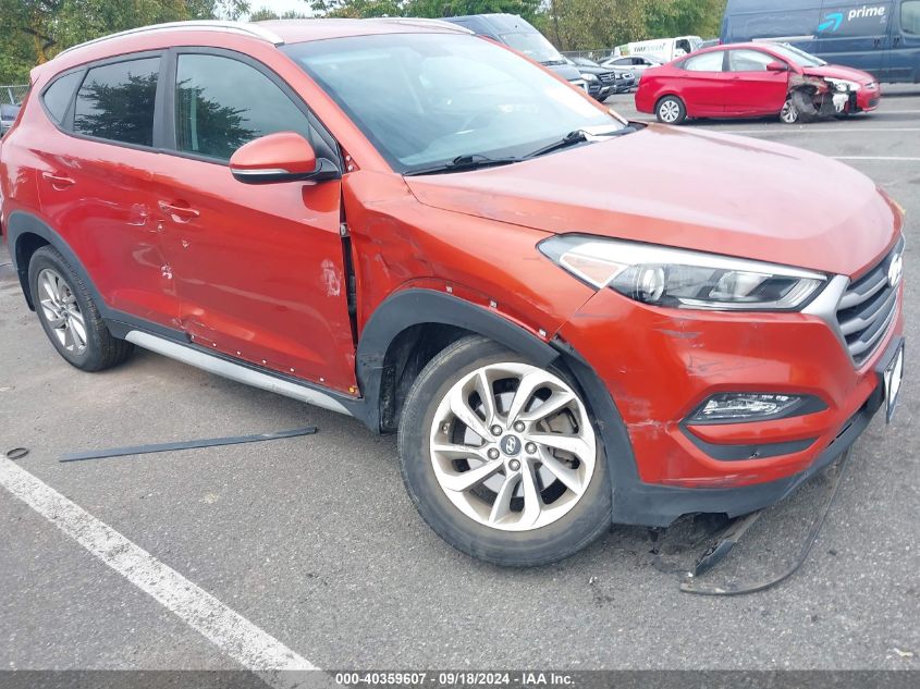 KM8J3CA45HU427852 2017 Hyundai Tucson Se Plus