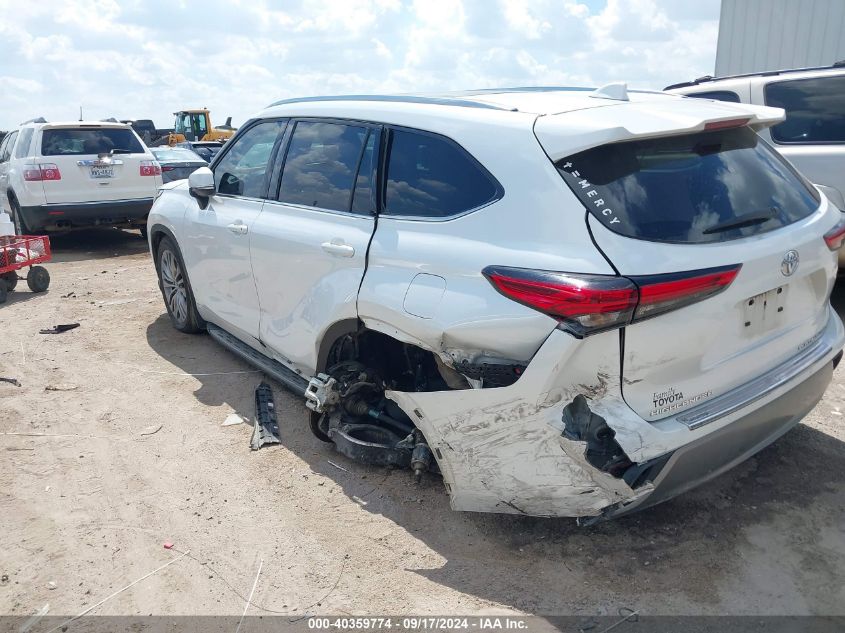 5TDFZRBH6NS227737 2022 Toyota Highlander Platinum