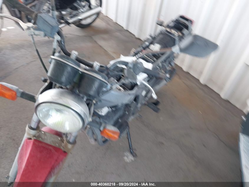 1996 Suzuki Gs500 E VIN: JS1GM51AXT2101010 Lot: 40360218