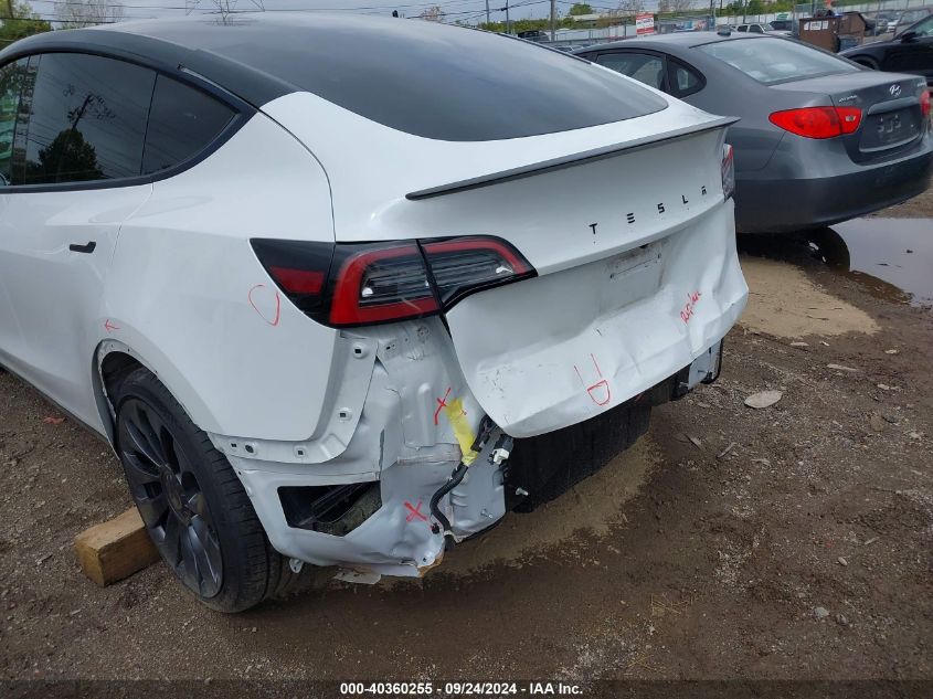 7SAYGDEF3NF545785 2022 Tesla Model Y