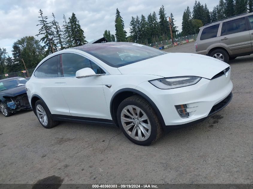 5YJXCBE23HF054658 2017 Tesla Model X 100D/75D/90D