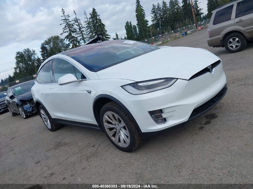 5YJXCBE23HF054658 2017 TESLA MODEL X - Image 1