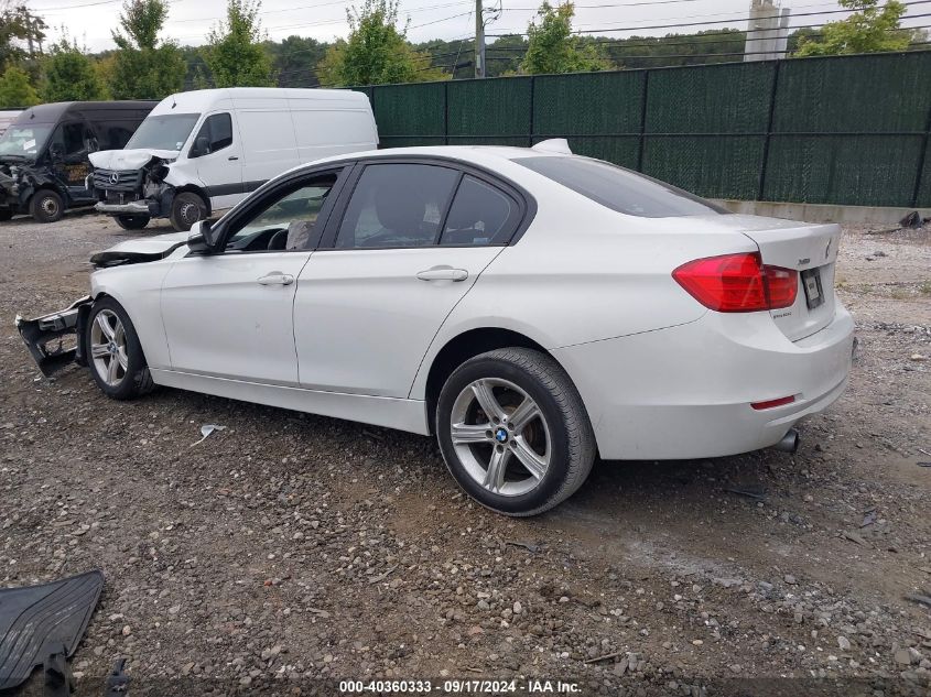 VIN 3N1CN7APXHL892553 2013 BMW 320I no.3